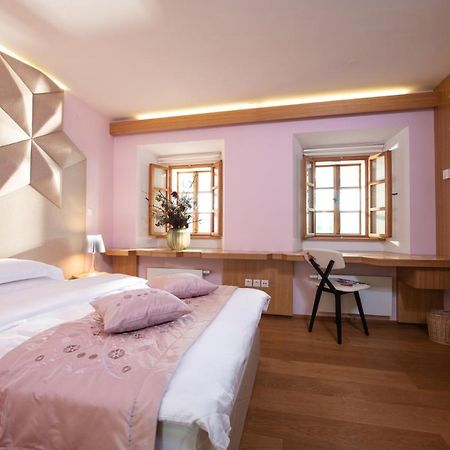 Skrabceva Domacija Hotel Ribnica Ngoại thất bức ảnh